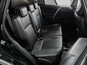 Внедорожник Toyota RAV4 2016 года, 2599000 рублей, Тюмень