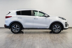 Внедорожник Kia Sportage 2021 года, 2790000 рублей, Саратов