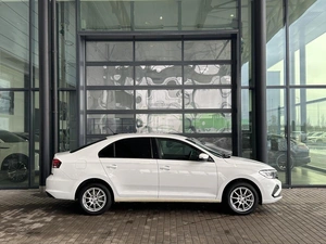 Лифтбек Volkswagen Polo 2021 года, 1300000 рублей, Уфа