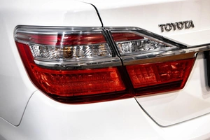 Седан Toyota Camry 2016 года, 2319000 рублей, Барнаул