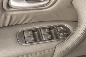 Внедорожник Nissan Patrol 2012 года, 2629000 рублей, Челябинск
