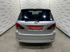 Минивэн Toyota Ipsum 2001 года, 749000 рублей, Красноярск