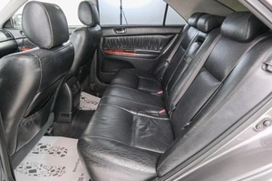 Седан Toyota Camry 2004 года, 899000 рублей, Красноярск