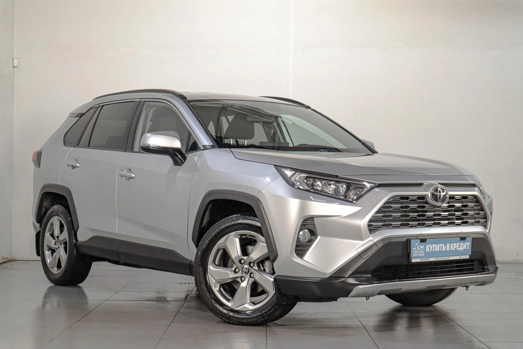 Внедорожник Toyota RAV4 2019 года, 3449000 рублей, Челябинск