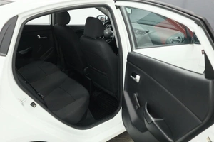 Седан Kia Rio 2012 года, 1010000 рублей, Курск