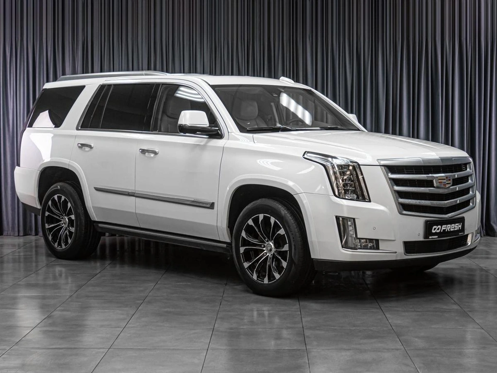 Внедорожник Cadillac Escalade 2016 года, 3645000 рублей, Тюмень