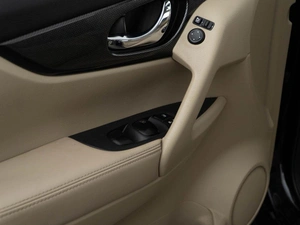 Внедорожник Nissan X-Trail 2016 года, 1600046 рублей, Москва