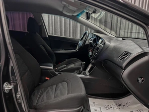 Хетчбэк Kia Ceed 2012 года, 820000 рублей, Красноярск