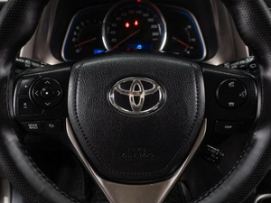 Внедорожник Toyota RAV4 2014 года, 2500000 рублей, Тюмень