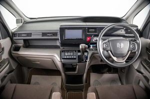 Минивэн Honda Stepwgn 2015 года, 1899000 рублей, Пермь