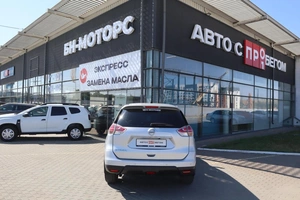 Внедорожник Nissan X-Trail 2015 года, 1730000 рублей, Мирное