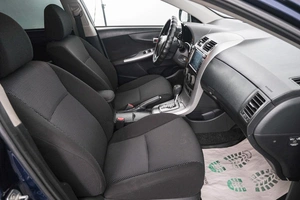 Седан Toyota Corolla 2011 года, 1119000 рублей, Красноярск