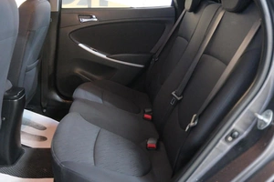 Седан Hyundai Solaris 2013 года, 999000 рублей, Омск