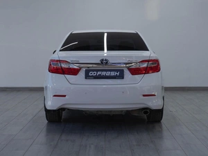 Седан Toyota Camry 2013 года, 1559000 рублей, Саратов