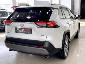 Внедорожник Toyota RAV4 2019 года, 2987000 рублей, Солонцы