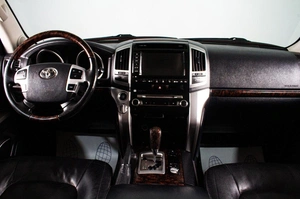 Внедорожник Toyota Land Cruiser 2012 года, 3299000 рублей, Сургут