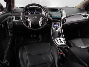 Седан Hyundai Elantra 2011 года, 879000 рублей, Воронеж