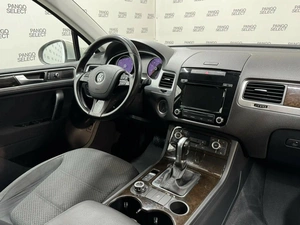 Внедорожник Volkswagen Touareg 2014 года, 2480000 рублей, Красноярск