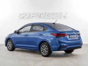 Седан Hyundai Solaris 2019 года, 1635055 рублей, Москва