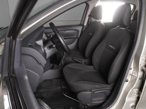 Хетчбэк Renault Sandero Stepway 2018 года, 1015000 рублей, Красный Пахарь