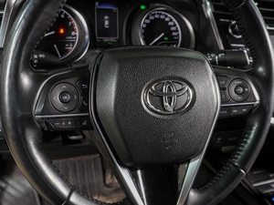 Седан Toyota Camry 2020 года, 2714000 рублей, Воронеж