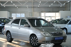 Седан Toyota Corolla 2000 года, 579000 рублей, Омск