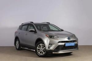 Внедорожник Toyota RAV4 2017 года, 2639000 рублей, Новосибирск