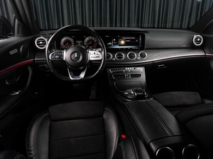 Седан Mercedes-benz E-класс 2019 года, 3975000 рублей, Тюмень