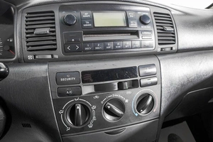 Седан Toyota Corolla 2003 года, 489000 рублей, Барнаул