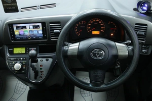 Минивэн Toyota Wish 2004 года, 918000 рублей, Солонцы