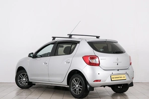 Хетчбэк Renault Sandero 2018 года, 999000 рублей, Красноярск
