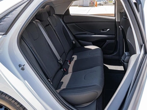 Седан Hyundai Elantra 2022 года, 1865000 рублей, Краснодар