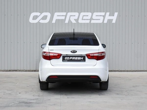 Седан Kia Rio 2013 года, 1055000 рублей, Краснодар