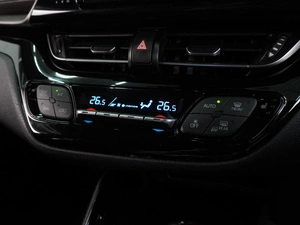 Внедорожник Toyota C-HR 2017 года, 1754000 рублей, Воронеж