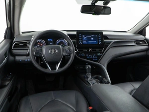 Седан Toyota Camry 2022 года, 2697055 рублей, Москва