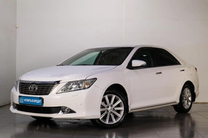 Седан Toyota Camry 2013 года, 1539000 рублей, Челябинск