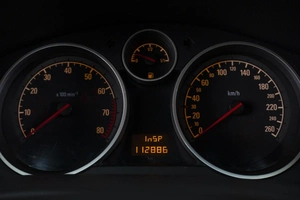 Седан Opel Astra 2010 года, 520000 рублей, Омск