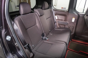 Минивэн Toyota Spade 2015 года, 949000 рублей, Томск