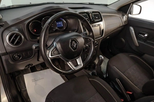 Хетчбэк Renault Sandero Stepway 2018 года, 999000 рублей, Челябинск