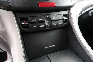 Седан Honda Accord 2008 года, 879000 рублей, Красноярск