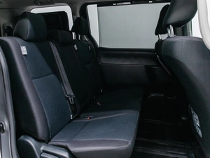 Минивэн Toyota Noah 2018 года, 2490000 рублей, Красноярск