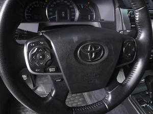 Седан Toyota Camry 2012 года, 1660000 рублей, Ростов-на-Дону