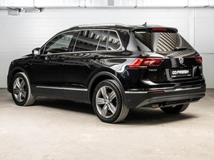 Внедорожник Volkswagen Tiguan 2017 года, 2688000 рублей, Ставрополь