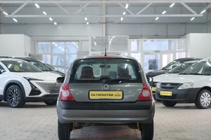 Купе Renault Clio 2002 года, 319000 рублей, Омск