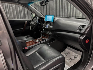 Внедорожник Toyota Highlander 2011 года, 2149000 рублей, Красноярск