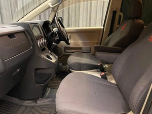 Минивэн Mitsubishi Delica D5 2013 года, 1370000 рублей, Красноярск