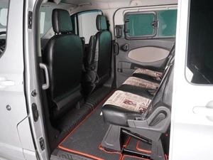 Минивэн Ford Tourneo Custom 2014 года, 2461000 рублей, Красный Пахарь