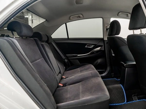 Седан Toyota Allion 2017 года, 1550000 рублей, Красноярск