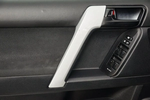 Внедорожник Toyota Land Cruiser Prado 2015 года, 3100000 рублей, Красноярск