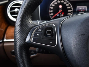 Седан Mercedes-benz E-класс 2016 года, 2850000 рублей, Краснодар